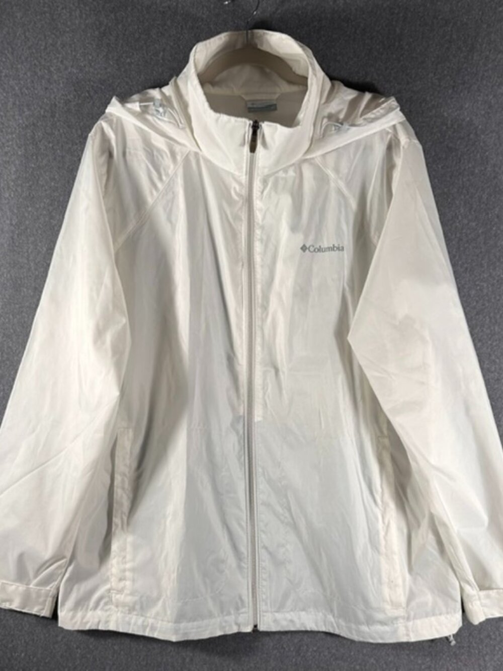 Columbia Women’s 2X White Lightweight Windbreaker Jacket Packable Hood Full Zip